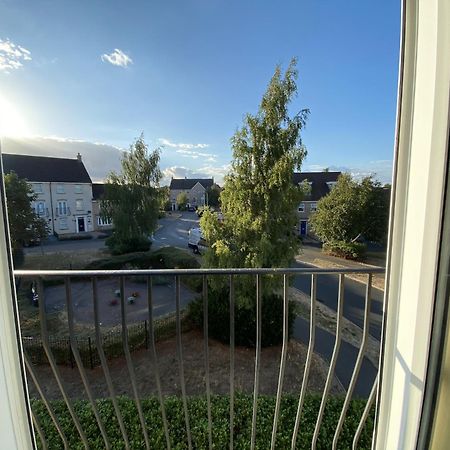 Modern Penthouse Lägenhet Wellingborough Exteriör bild