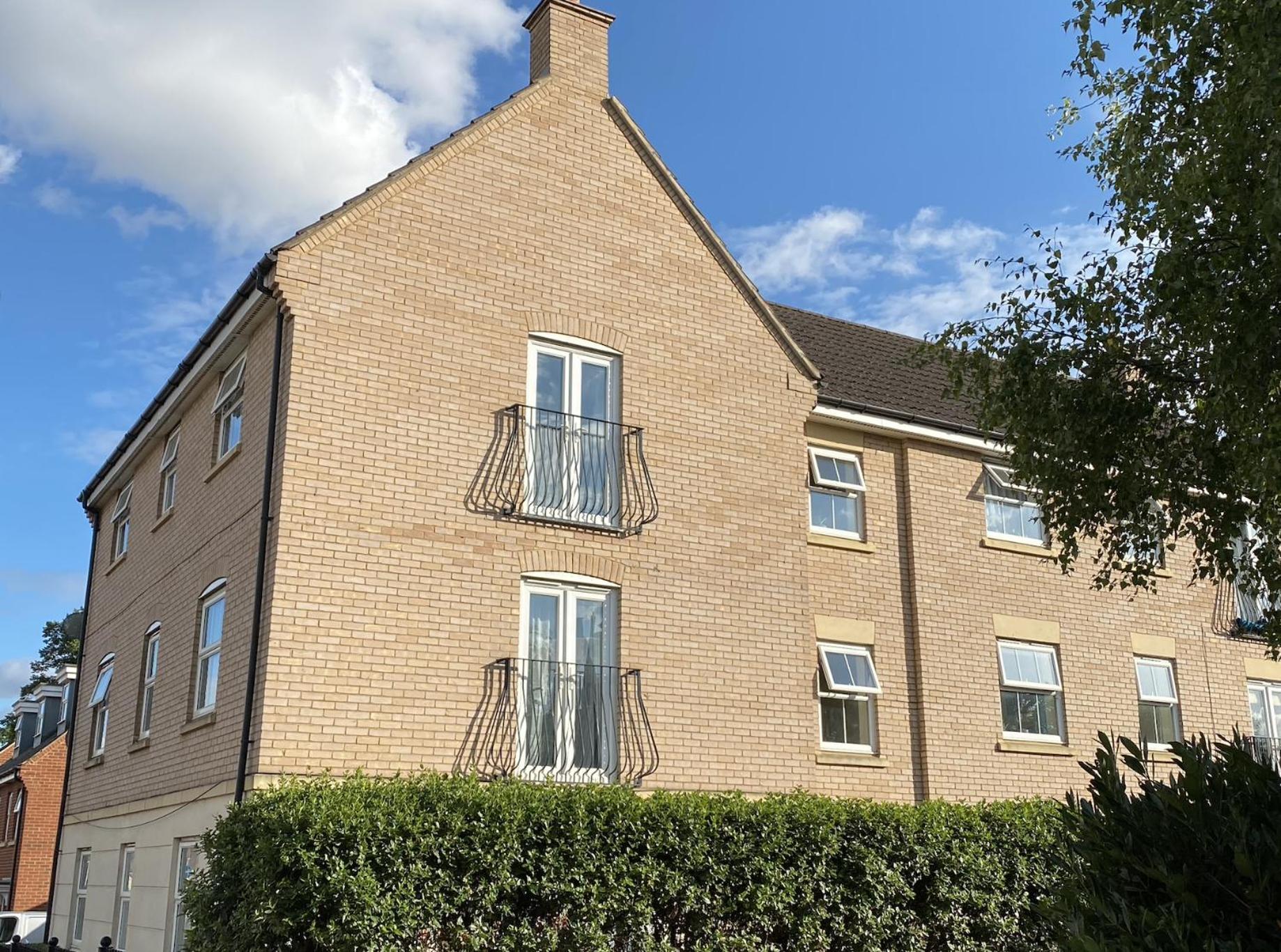 Modern Penthouse Lägenhet Wellingborough Exteriör bild